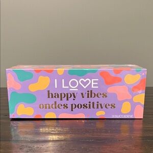 I Love Happy Vibes Bath Soak - Multicolor